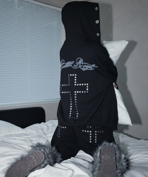 NIIER NOR(ニアノア)の「A'GEM/9 × .kom 『NIIER NOR/ニアノア』 BA-CROSS EYELET SWEATPANTS/クロスアイレットデザイン スウェットパンツ(スウェットパンツ・レディース・ブラック・FREE)」の2枚目の写真