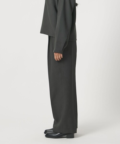 UNITED ARROWS & SONS by DAISUKE OBANA（ユナイテッドアローズアンドサンズバイダイスケオバナ）の「＜D.O UNITED ARROWS BY DAISUKE OBANA for WOMEN＞+10 CR 2P WIDE PANTS/ワイドパンツ（その他パンツ・レディース・ブラック/オリーブ・S/M）」の19枚目の写真
