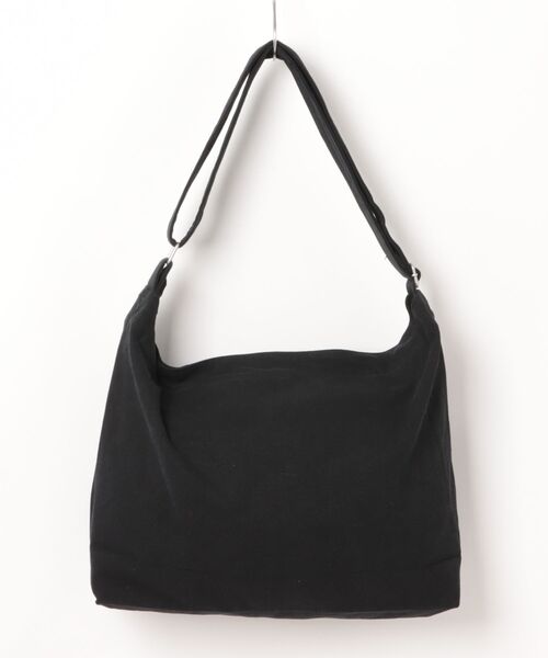 VANS(バンズ)の「VANS ヴァンズ Circle Canvas Shoulder Bag バッグ 125K7190200 BLACK(ボディバッグ/ウエストポーチ・メンズ・ブラック・FREE)」の2枚目の写真