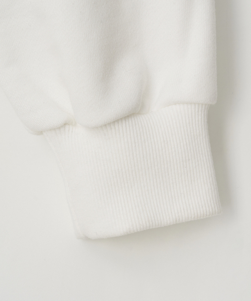 RONRON(ロンロン)の「PENDANT SHIRRING HOODIE ZIP UP WHITE(パーカー・レディース・その他・FREE)」の2枚目の写真