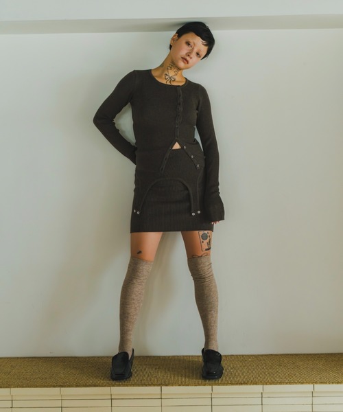 lit(リット)の「Asymmetry Rib Knit Cardigan(ニット/セーター・レディース・チャコールグレー/ブラウン・FREE)」の4枚目の写真
