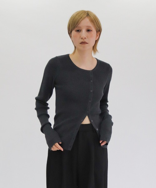 lit(リット)の「Asymmetry Rib Knit Cardigan(ニット/セーター・レディース・チャコールグレー/ブラウン・FREE)」の13枚目の写真
