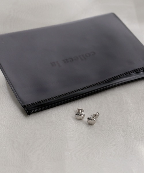 colleca la（コレカラ）の「[silver925]ミニりんごピアス〈金属アレルギー対応〉（ピアス（両耳用）・レディース・シルバー・FREE）」の6枚目の写真