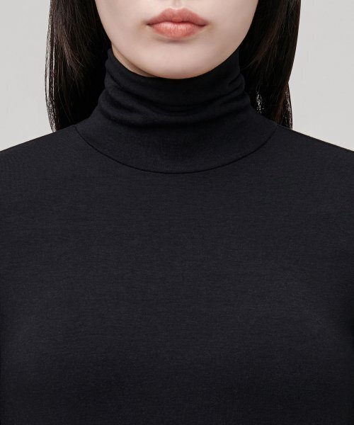 MUSINSA STANDARD WOMAN（ムシンサスタンダードウーマン）の「ウィメンズテンセルスリムタートルネックTシャツ[ブラック]（Tシャツ/カットソー・レディース・その他・SMALL/MEDIUM/LARGE/X-LARGE/X-SMALL）」の8枚目の写真