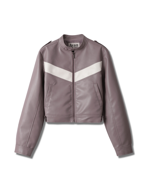 AVANDRESS（アバンドレス ）の「V Vegan Leather Short Jacket BLACK（ライダースジャケット・レディース・ブラック・SMALL/MEDIUM）」の4枚目の写真
