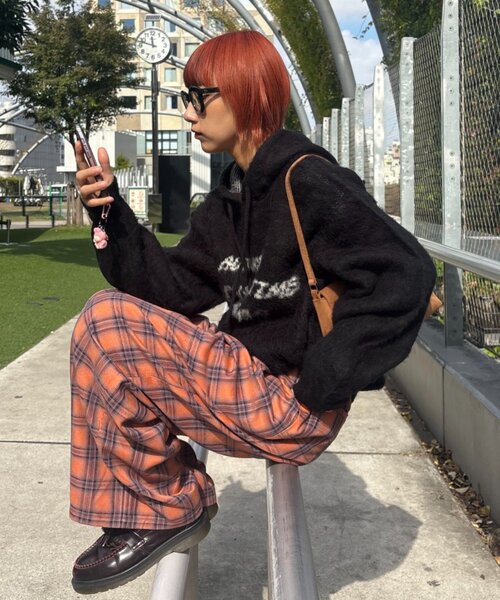 CIAOPANIC TYPY(チャオパニックティピー)の「モヘアタッチロゴニットフーディー(パーカー・レディース・ボルドー/グレー/ブルー/ブラック・MEDIUM/LARGE)」の12枚目の写真