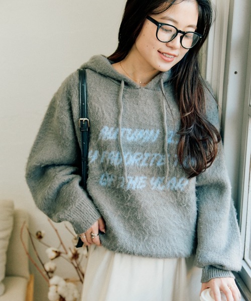 CIAOPANIC TYPY(チャオパニックティピー)の「モヘアタッチロゴニットフーディー(パーカー・レディース・ボルドー/グレー/ブルー/ブラック・MEDIUM/LARGE)」の1枚目の写真