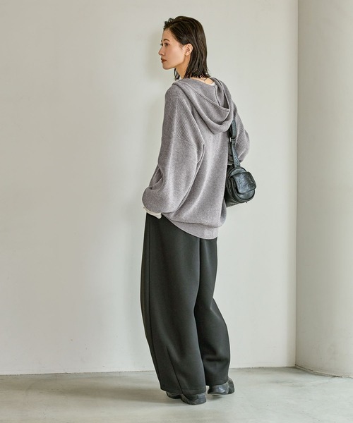 LAKOLE（ラコレ）の「裏起毛コクーンイージーパンツ / 625325（スウェットパンツ・レディース・杢グレー/ブラック・FREE）」の6枚目の写真