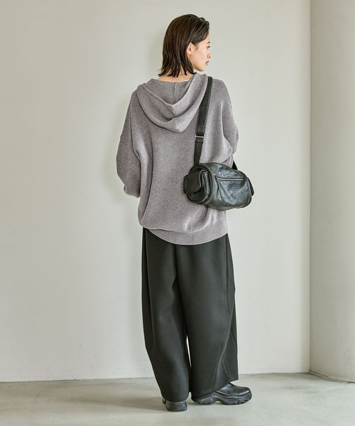 LAKOLE（ラコレ）の「裏起毛コクーンイージーパンツ / 625325（スウェットパンツ・レディース・杢グレー/ブラック・FREE）」の7枚目の写真