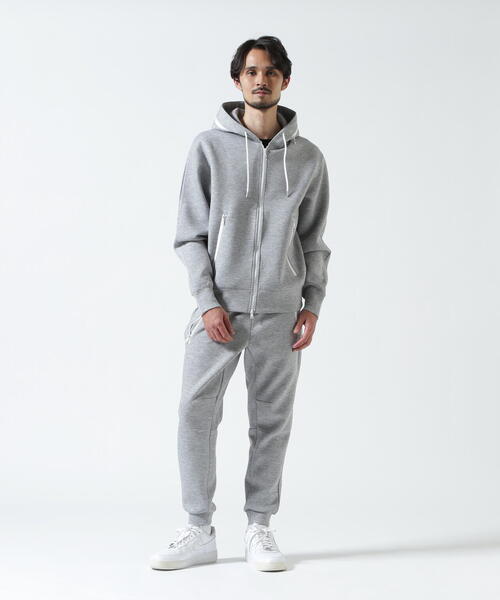 piuoro(ピウオッロ)の「PIUORO(ピウオロ)CARDBOARD ZIP HOODIE(パーカー・メンズ・グレー/チャコールグレー/モカ・3/4/2)」の8枚目の写真