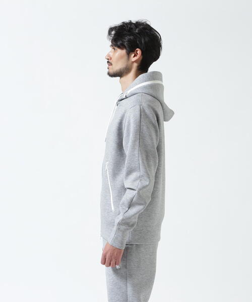 piuoro(ピウオッロ)の「PIUORO(ピウオロ)CARDBOARD ZIP HOODIE(パーカー・メンズ・グレー/チャコールグレー/モカ・3/4/2)」の9枚目の写真