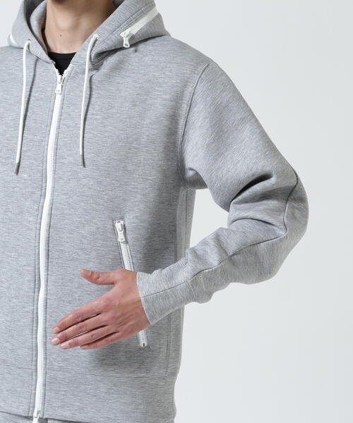 piuoro(ピウオッロ)の「PIUORO(ピウオロ)CARDBOARD ZIP HOODIE(パーカー・メンズ・グレー/チャコールグレー/モカ・3/4/2)」の11枚目の写真