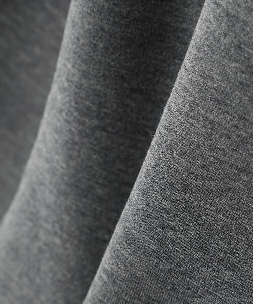 piuoro(ピウオッロ)の「PIUORO(ピウオロ)CARDBOARD ZIP HOODIE(パーカー・メンズ・グレー/チャコールグレー/モカ・3/4/2)」の4枚目の写真