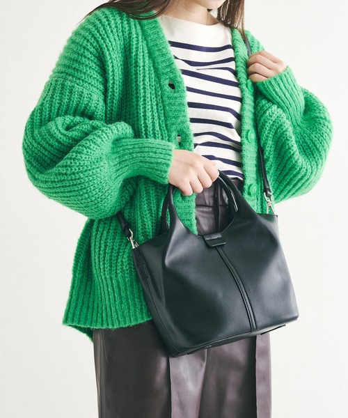 31 Sons de mode（トランテアン　ソン　ドゥ　モード）の「ソフトラウンド2wayバッグ（ハンドバッグ・レディース・ベージュ/ブラック/アイボリー・ﾌﾘ-）」の7枚目の写真