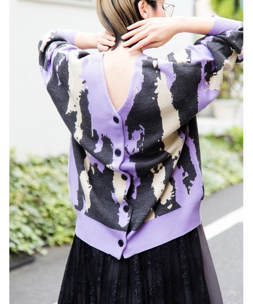 OSMOSIS(オズモーシス)の「2WAYジャガードニットプルオーバー(カーディガン/ボレロ・レディース・オリーブ/ライトベージュ/パープル・ONE SIZE)」の11枚目の写真