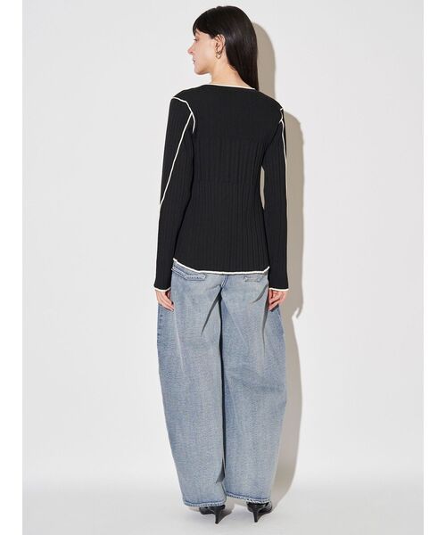 ELENDEEK（エレンディーク）の「バイカラーアンサンブルニット（カーディガン/ボレロ・レディース・アイボリー/ブラック/ラベンダー・FREE）」の22枚目の写真