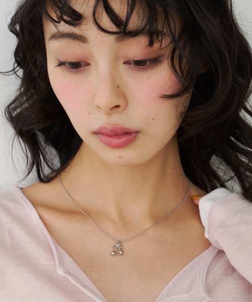 Unitage(ユニテージ)の「ミニチェリーネックレス(ネックレス・レディース・シルバー/ゴールド・FREE)」の9枚目の写真