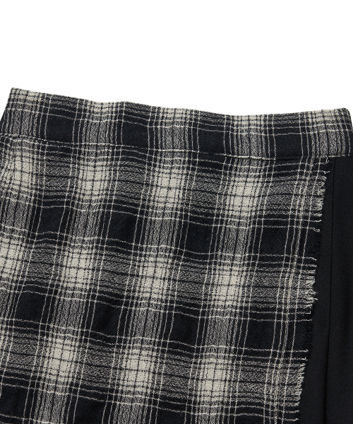 COTTON BELL(コットンベル)の「Check Overlap Skirt - Black Check(スカート・レディース・その他・FREE)」の4枚目の写真