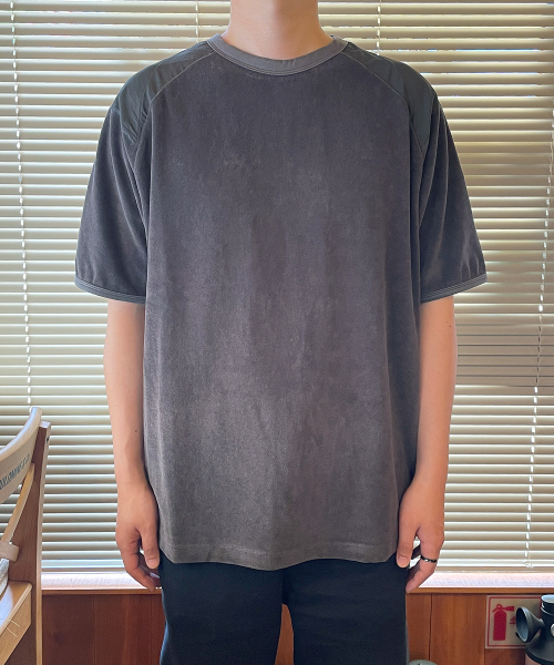 YOUNEEDGARMENTS(ユーニーズガーメンツ)の「コマンドテリークルーネック(チャコール)(Tシャツ/カットソー・メンズ・その他・40/38)」の3枚目の写真