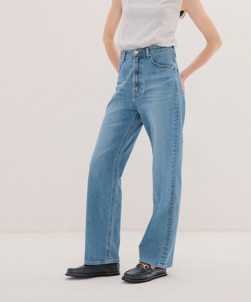 YANUK（ヤヌーク）の「YANUK / LEA Boys Straight(LEA ボーイズストレート 57151231)（デニムパンツ・レディース・ブルー・25/24/23）」の2枚目の写真