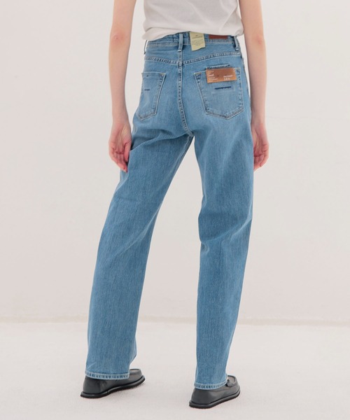 YANUK（ヤヌーク）の「YANUK / LEA Boys Straight(LEA ボーイズストレート 57151231)（デニムパンツ・レディース・ブルー・25/24/23）」の3枚目の写真