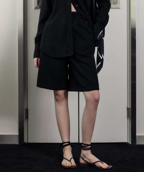 HARDCORE HAPPINESS（ハードコアハピネス）の「SILHOUETTE SIGNATURE BERMUDA PANTS_BLACK（その他パンツ・レディース・その他・S/M）」の8枚目の写真