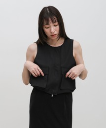 ノーカラーヘムドロストコンパクトベスト