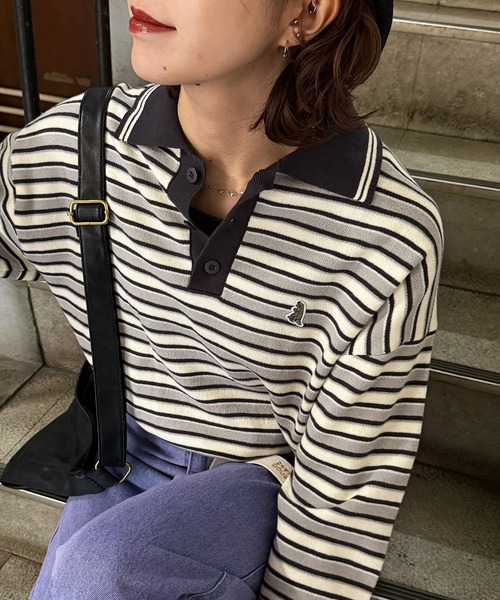 DOUBLE NAME（ダブルネーム）の「【m:rex】ミニ恐竜ワッペンレトロボーダーポロニット（ニット/セーター・レディース・ブルー/カーキ/ブラック・FREE）」の2枚目の写真