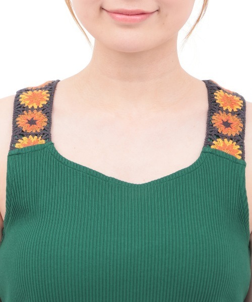 チチカカ（チチカカ）の「クロシェインナータンクトップ（タンクトップ・レディース・ブラック/オフホワイト/グリーン・MEDIUM/LARGE）」の5枚目の写真