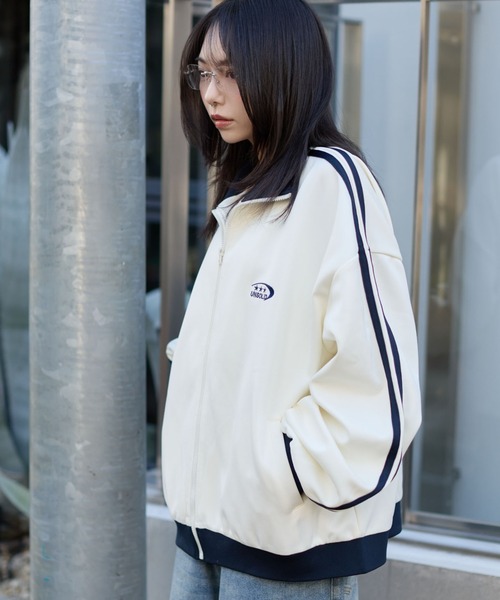 WEGO(ウィゴー)の「WEGO/【26年春夏新作】ライントラックジャケット(ジャージ・メンズ・オフホワイト/ブラウン/ネイビー・LARGE/MEDIUM)」の8枚目の写真