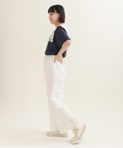 Dot＆Stripes CHILD WOMAN（ドットアンドストライプス　チャイルドウーマン）の「コットンリネンキャンバス フラワーカットワーク イージーパンツ（その他パンツ・レディース・ホワイト・FREE）」の11枚目の写真