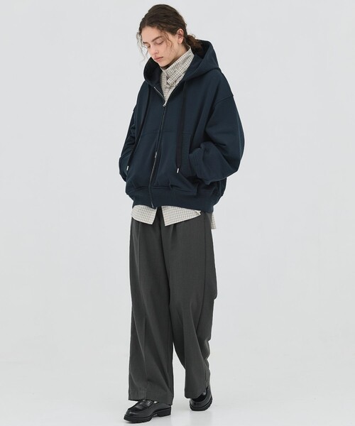 PUBLIC TOKYO(パブリックトウキョウ)の「【2026春新作】極 オーバーサイズバルーンフーディ(パーカー・レディース・ネイビー/ホワイト・FREE)」の7枚目の写真