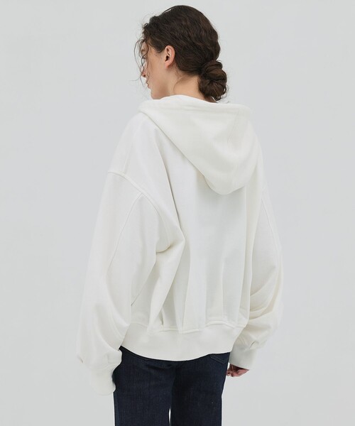 PUBLIC TOKYO(パブリックトウキョウ)の「【2026春新作】極 オーバーサイズバルーンフーディ(パーカー・レディース・ネイビー/ホワイト・FREE)」の15枚目の写真