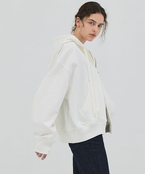 PUBLIC TOKYO(パブリックトウキョウ)の「【2026春新作】極 オーバーサイズバルーンフーディ(パーカー・レディース・ネイビー/ホワイト・FREE)」の16枚目の写真