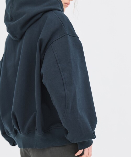 PUBLIC TOKYO(パブリックトウキョウ)の「【2026春新作】極 オーバーサイズバルーンフーディ(パーカー・レディース・ネイビー/ホワイト・FREE)」の20枚目の写真