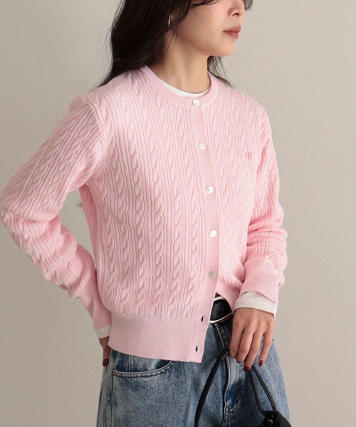 fredy emue（フレディエミュ）の「FR刺繍ケーブル柄ニットカーディガン（カーディガン/ボレロ・レディース・ライトグリーン/ネイビー/オフホワイト/ベビーピンク・38）」の9枚目の写真