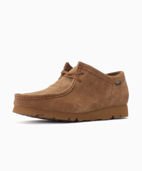 Clarks(クラークス)の「CLARKS / クラークス WALLABEE GTX / 26185542(モカシン/デッキシューズ・メンズ・ブラウン・8.5/XX-SMALL/7.5/7)」の2枚目の写真