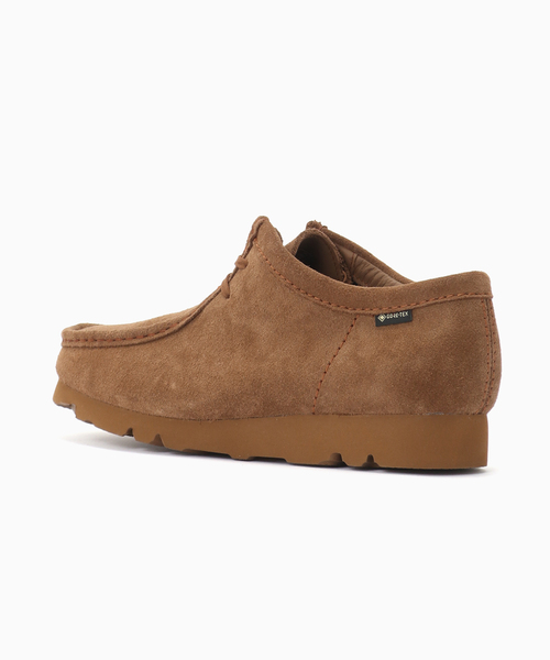 Clarks(クラークス)の「CLARKS / クラークス WALLABEE GTX / 26185542(モカシン/デッキシューズ・メンズ・ブラウン・8.5/XX-SMALL/7.5/7)」の3枚目の写真