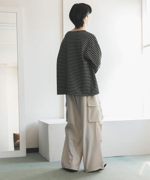 SENSE OF PLACE by URBAN RESEARCH(センスオブプレイスバイアーバンリサーチ)の「エクストラルーズバスクシャツ(Tシャツ/カットソー・メンズ・ホワイト/ブラウン/ブラック・MEDIUM/LARGE)」の19枚目の写真