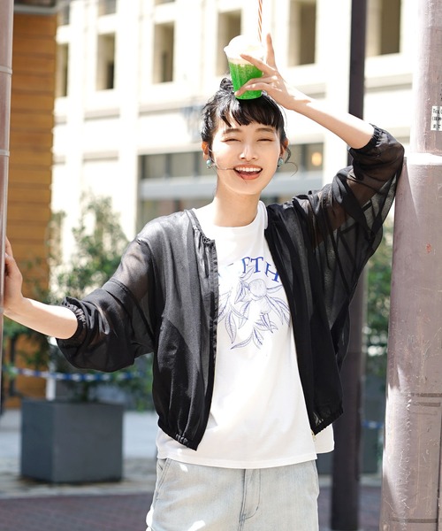 zootie（ズーティー）の「シアーブルゾン［ノーカラー］（ブルゾン・レディース・グレイッシュベージュ/ブラック・フリー）」の5枚目の写真