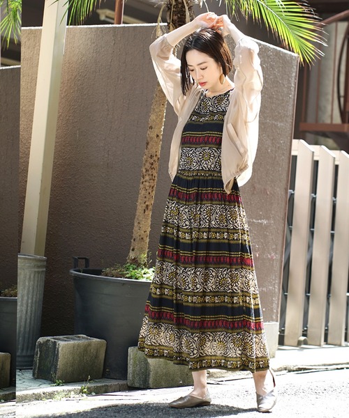 zootie（ズーティー）の「シアーブルゾン［ノーカラー］（ブルゾン・レディース・グレイッシュベージュ/ブラック・フリー）」の8枚目の写真