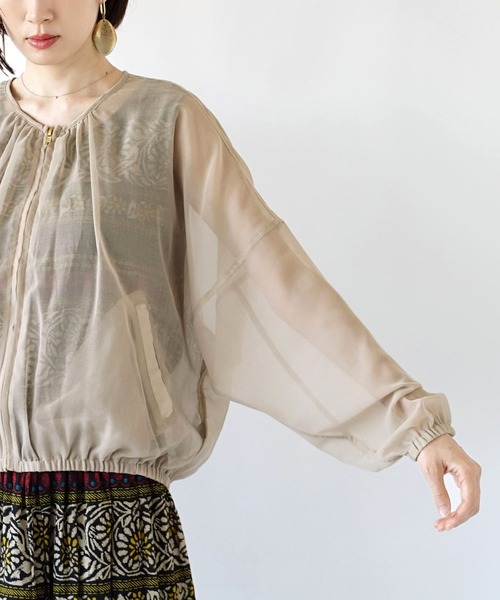 zootie（ズーティー）の「シアーブルゾン［ノーカラー］（ブルゾン・レディース・グレイッシュベージュ/ブラック・フリー）」の13枚目の写真