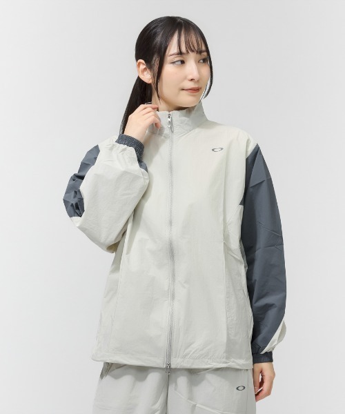 未使用級 OAKLEY 長袖ナイロンジャケット ピステ プルオーバー L オークリー RADIANT SUPPLE JKT 11.0（ナイロンジャケット）｜OAKLEY