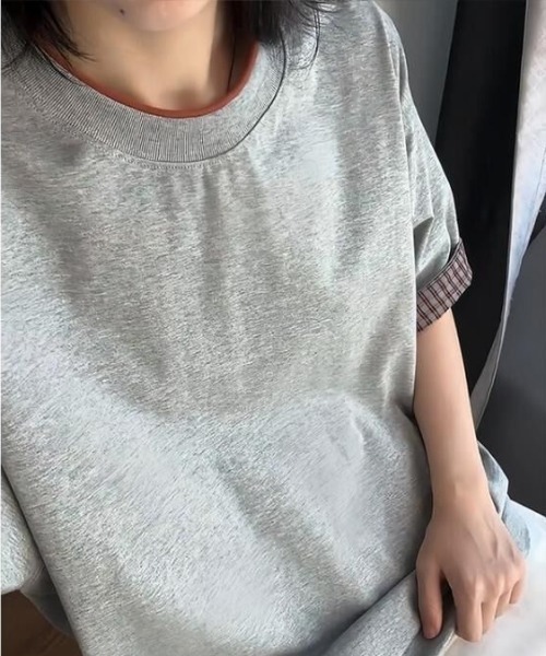 FreeZone(フリーゾーン)の「配色レイヤードネック×チェック袖口 ルーズシルエット半袖Tシャツ(Tシャツ/カットソー・メンズ・グレー/ブラック・F)」の19枚目の写真