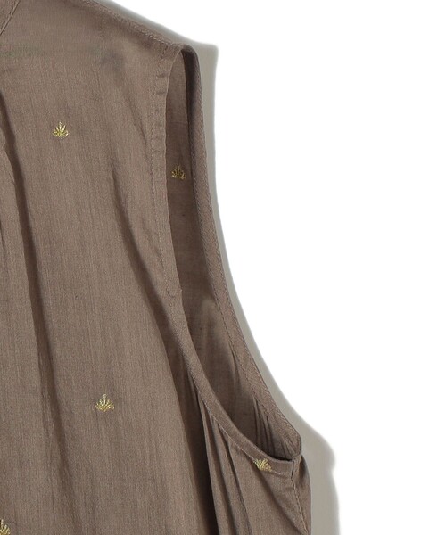 SHIPS（シップス）の「〈手洗い可能〉コットン オーガンジー 刺繍 ウエスト ドロスト ワンピース（ワンピース・レディース・ブラック/カーキ・ONE SIZE）」の22枚目の写真