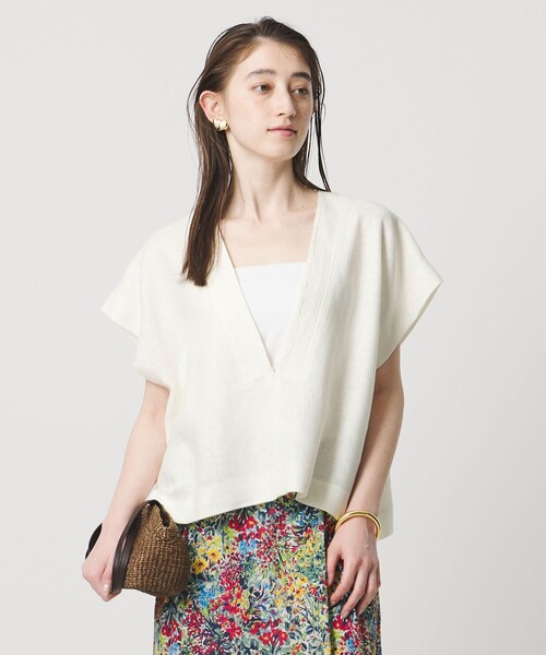 SACRA(サクラ)の「<SACRA>ラスティック Vネック トップ(シャツ/ブラウス・レディース・ホワイト/ベージュ・38)」の2枚目の写真