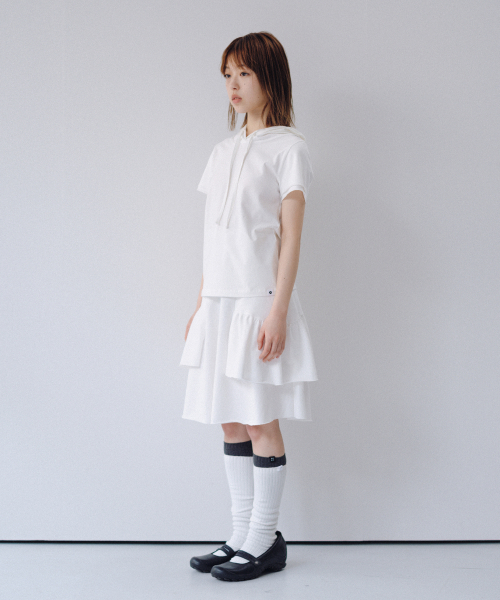 OHESHIO(オヘシオ)の「HOODED LAYERED CAP SLEEVE T-SHIRT, WHITE(パーカー・レディース・その他・FREE)」の4枚目の写真