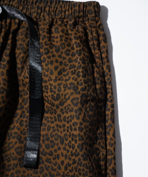 THRIFTY LOOK(スリフティールック)の「THRIFTY LOOK / スリフティールック PRINTED 90S CLIMBING PANTS タイガーカモ レオパード ウェビングベルト イージーパンツ(その他パンツ・メンズ・ブラウン/グリーン/カモフラージュ・MEDIUM/LARGE)」の13枚目の写真