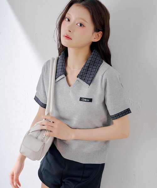 Chico（チコ）の「【WEB限定カラーあり】半袖シャツレイヤードVネックニット（ニット/セーター・レディース・ネイビー/アイボリー/ブラック/ブラック系その他/グレー・FREE）」の4枚目の写真