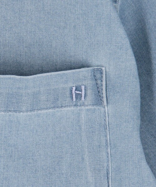 HIDEAWAYS NICOLE(ハイダウェイニコル)の「スーパーライトオンスデニムストレッチ5分袖シャツ(シャツ/ブラウス・メンズ・ブルー/その他2/ネイビー・XL/M/L)」の4枚目の写真